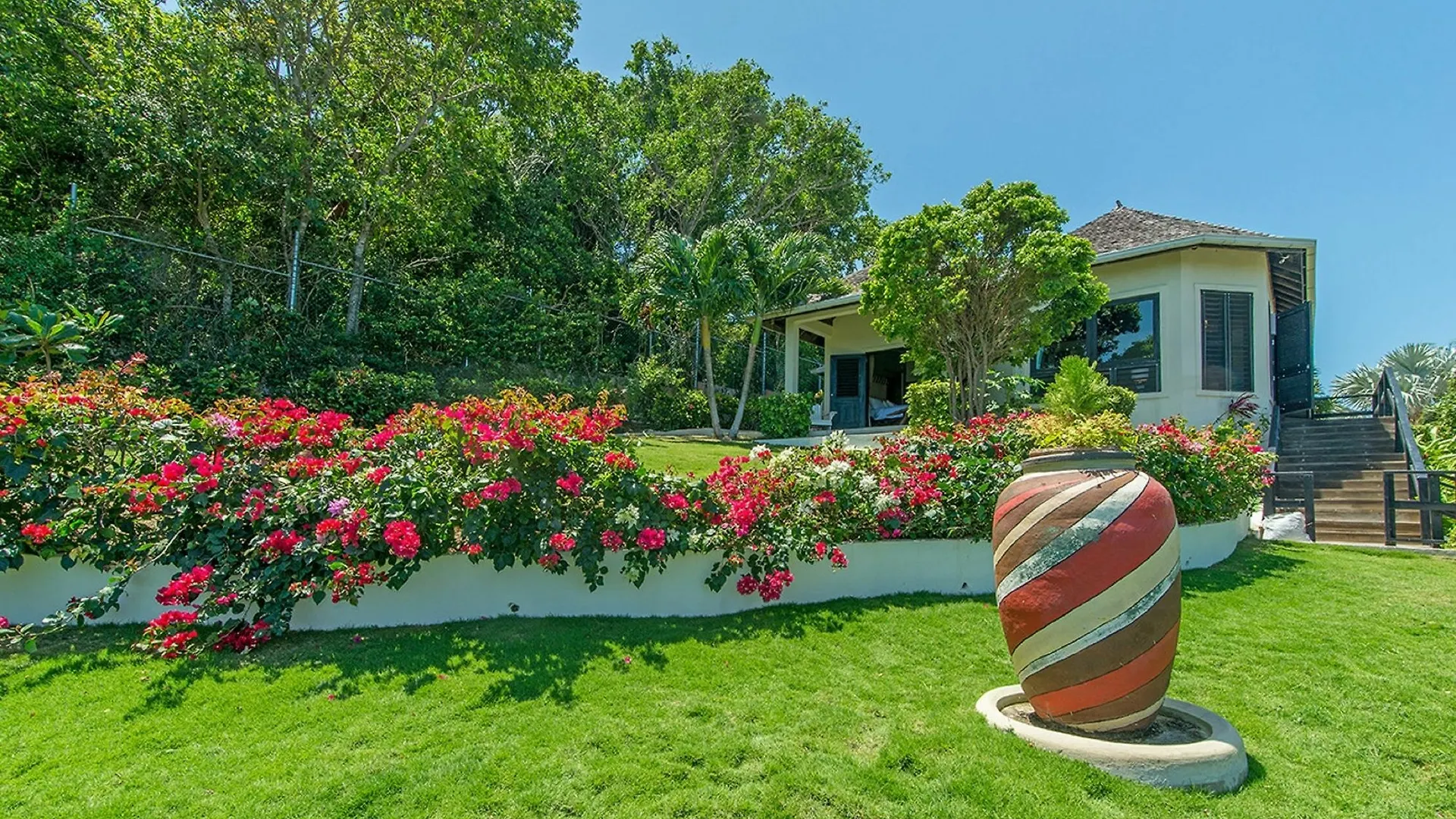 Nianna Luxurious Villa Бухта Монтего Ямайка