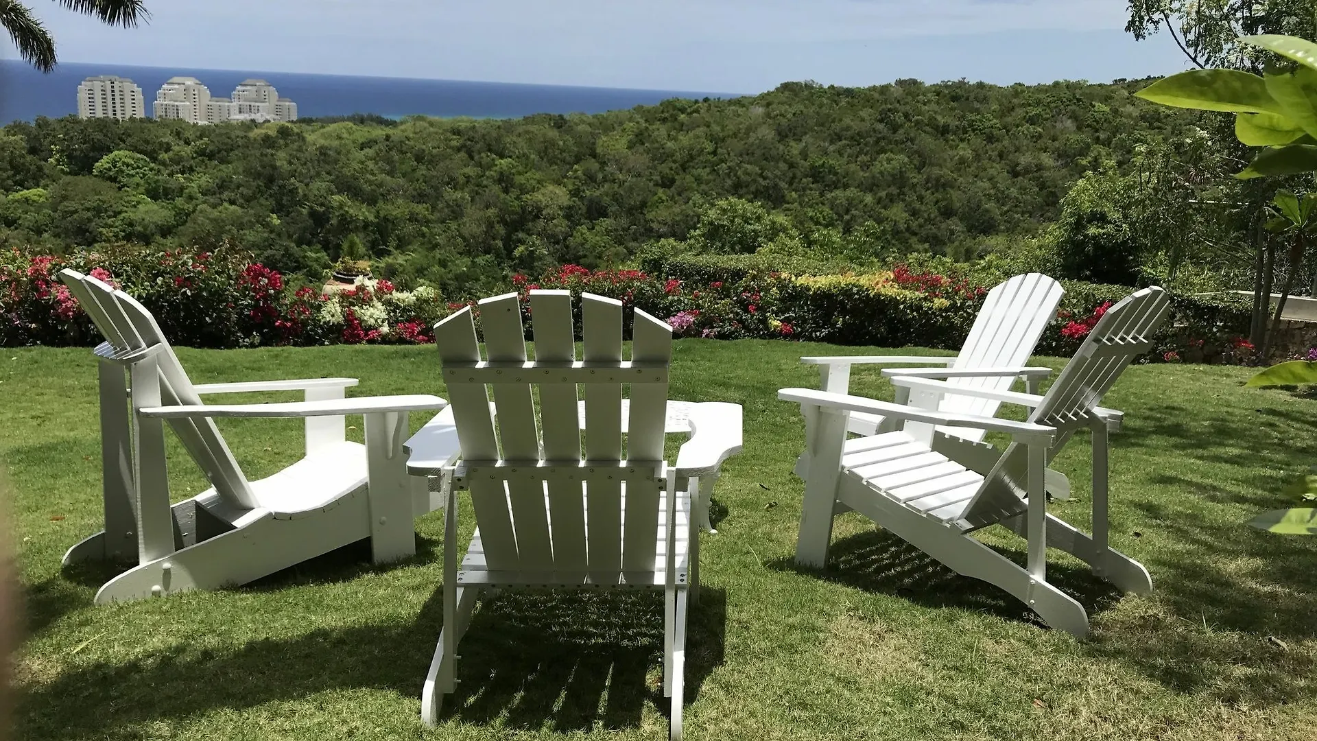 Nianna Luxurious Villa location